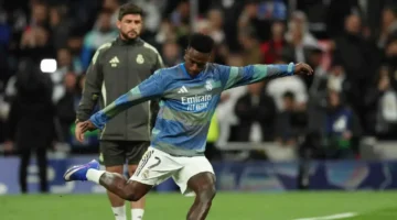 مليار يورو.. ريال مدريد يحسم موقفه من رحيل فينيسيوس جونيور للدوري السعودي